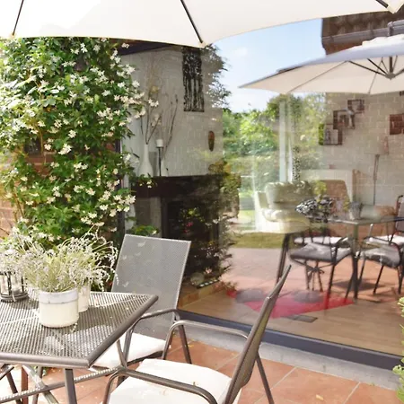 Bed and Breakfast Les Chambourlettes 4*