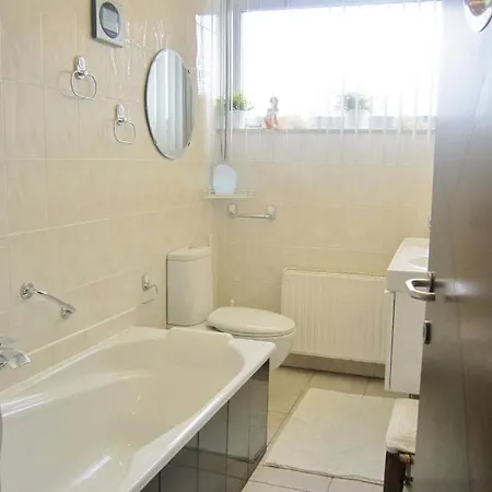 Les Chambourlettes مونس