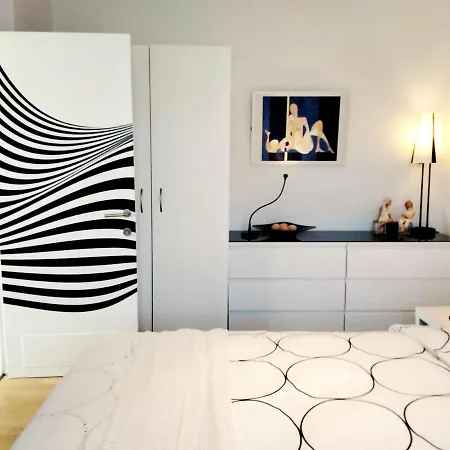 Les Chambourlettes Bed and Breakfast Μον