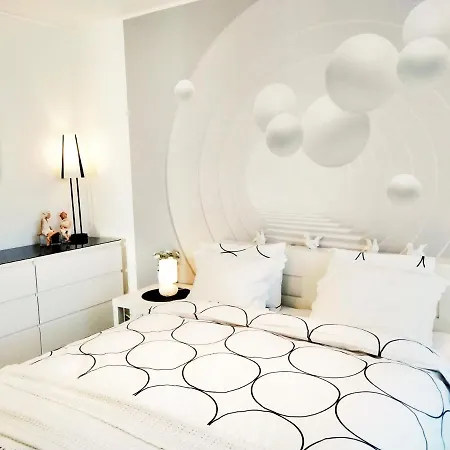 Les Chambourlettes مونس