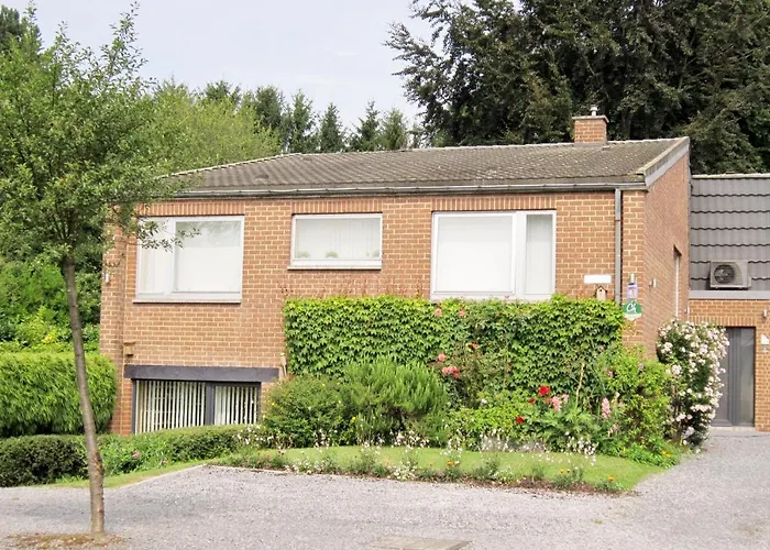 Les Chambourlettes Bed & Breakfast 4*